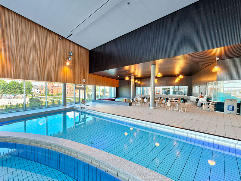 Cafetería en la zona de baños infantiles  (Foto de Aquarama)