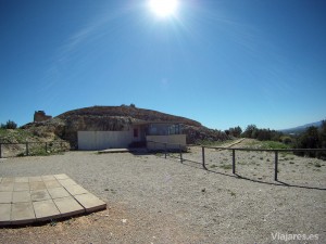 Entrada a la Moleta del Remei