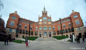 Fachada del recinto modernista del Hospital de Sant Pau