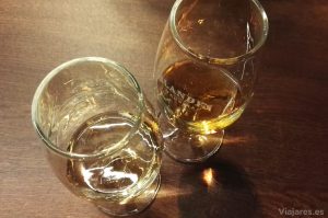 Cata de vinos locales en Blandy's