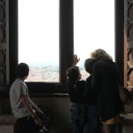Desde las ventanas del castillo se tiene una perspectiva fabulosa