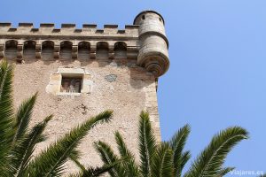 Estructuras defensivas del castillo