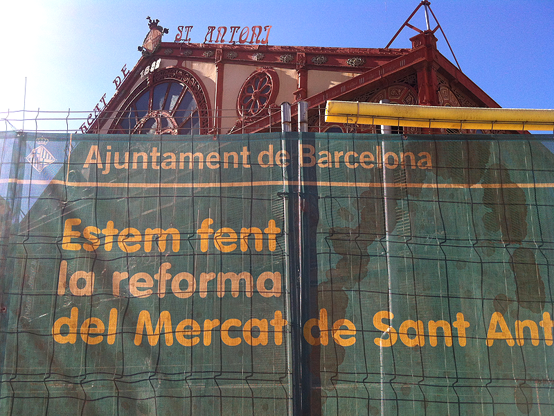 Mercat de Sant Antoni en obras